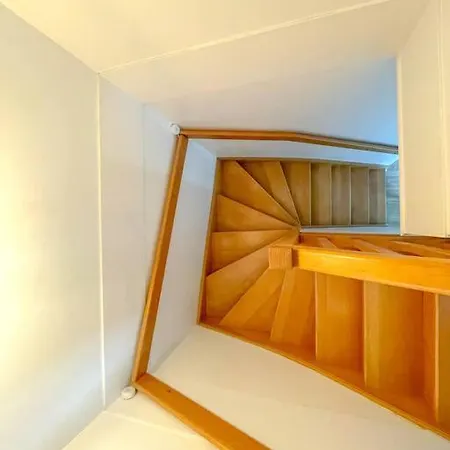 Splendid Modern Duplex With 4 Bedrooms, Very Close To Paris, Metro 