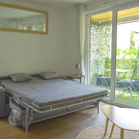 Splendid Modern Duplex With 4 Bedrooms, Very Close To Paris, Metro 